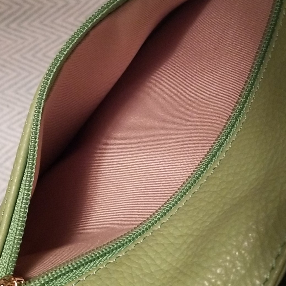 COPY - Gorgeous spring green leather handbag STILL AVAILABLE! - Picture 3 of 6